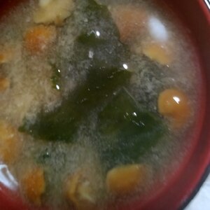 お豆腐のお味噌汁でイソフラボンをとりましょう